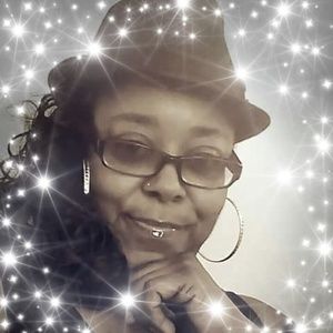 Meet your Posher, Laquita